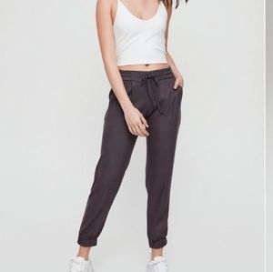 Aritzia Los Feliz Pant